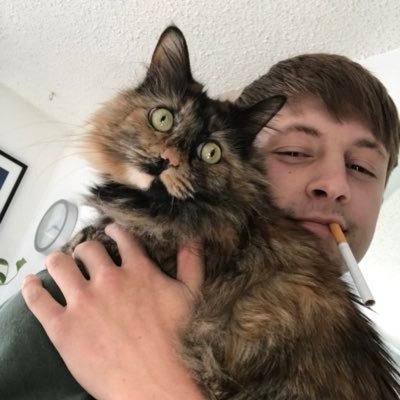 Just your average gamer Follow me on twitch @Twitchfarmz Good vibes only