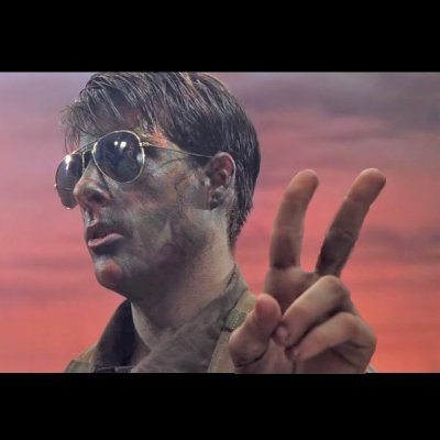 complexifire's profile picture. I wish we all waved 🌌🦋🍇☀️🐑🔥