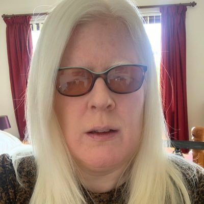 LouiseNeeson's profile picture. I'm Louise. Living in Belfast with the very talented @J0ekenny. I'm also a mum of 2 boys. Loving life. I'm here for a good time not a long time #BeHappy