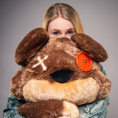 Finance Associate @Mercedes_Berlin
Freelance Photographer Esports / People / Pets.
Past: Event Coordinator #LEC