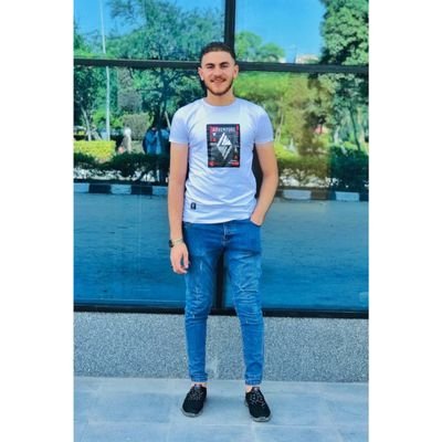 Fares_Enady's profile picture. 3 Sec'.  

‏