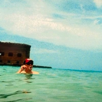 tracerhp's profile picture. spent all my money on beer, women, cigarettes and wasted the rest