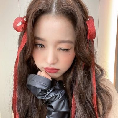 wonyoung my luvie :)