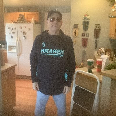 sisbrit60's profile picture. 
