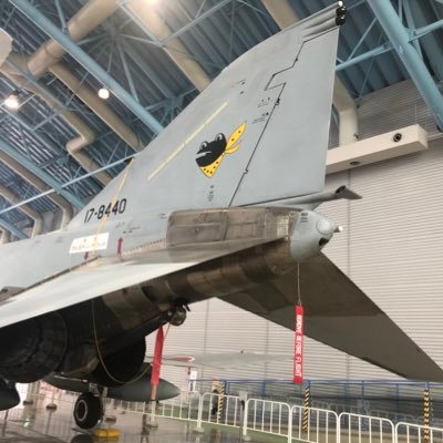 飛行機が好きです。 自衛隊さんを尊敬してます。 地味にYouTubeにも動画上げてます! https://t.co/mJsGutJqfX