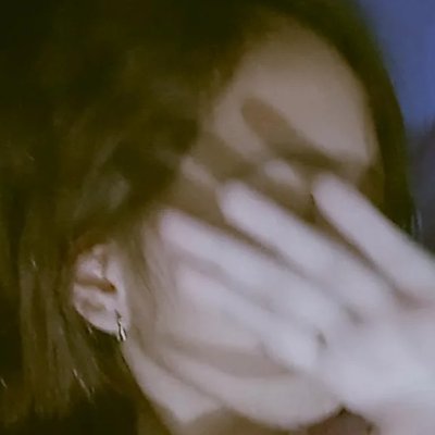 izzynomoto's profile picture. -...♡