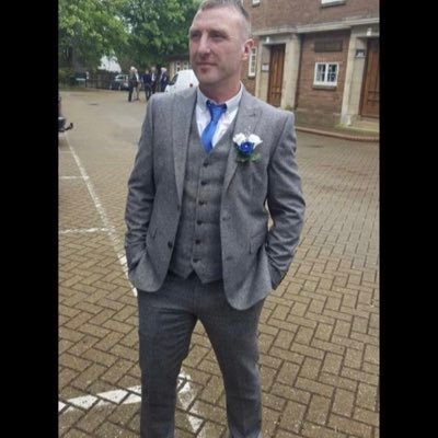 Lee60430516's profile picture. Huyton lad living down south.COYB!