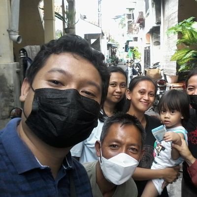 rizalfbard's profile picture. Hanya seorang yang suka mengamati bus dan kereta api