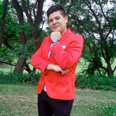 lucas_izetta's profile picture. Data Developer 🖥️👨‍💻📱
Juventud Radical Jujuy 🇵🇱 
La Roja y Blanca ❤️🤍