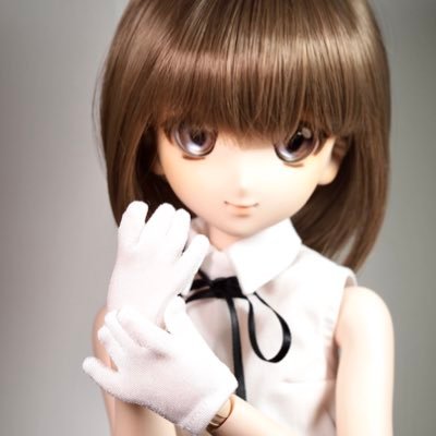 蝣綴「ゆうつづり」と読みます。表記は漢字でもひらがなでもいいです。蝣綴のDoll用アカウントです。 手袋以外も作ります。ドルフィードリーム(DD/MDD/DDS/DDP)アウトフィット。作ったものを並べていく感じです。 #ゆうつづり