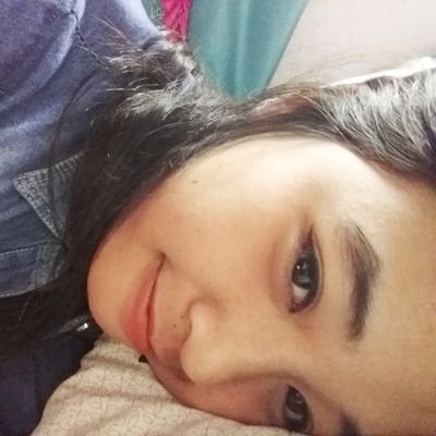 Aay_esh4's profile picture. jangan jadi pelangi untuk orang yg buta warna 😜