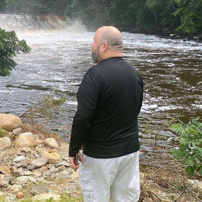 Hey guy's am kelvin from Australia am single with two kids a jet fighter with just a single life love to be with everyone but I wont tolerate scam reality 🥰