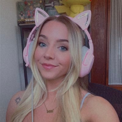 brittdaycake Profile Picture