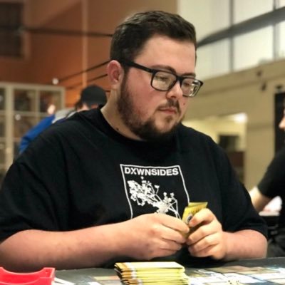 He/Him, 24, Playing for https://t.co/IbnnSKaBjm Patient of the good doctor, just trying to make storm count 10. Modo:DylanGregory.
