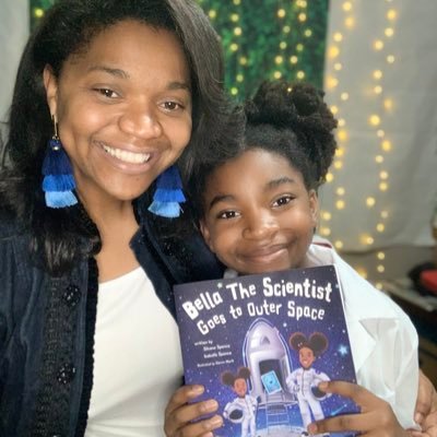 Jeremiah 29:11 Educator, Author of Bella The Scientist Goes to Outer Space. #SCBWI Advocate for Literacy & STEAM❤️ TOY 2017-2018 ❤️#PB #MG #CB #latinx #STEM