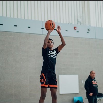 C/o 2025, 3.2 gpa, 6'5 Versatile PG 185lbs 83”Wingspan, Burnaby Central Secondary 
Recruitment tape https://t.co/N7j2Si5LzO
Email: ashtonyamorixi@gmail.com