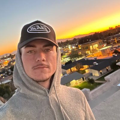 jjarvis1515's profile picture. ✝️