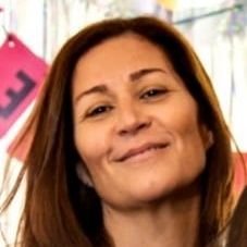 lorenamoro's profile picture. Traductora EN-ES
Mujer orquesta