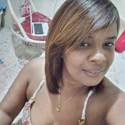 Soy muy solidaria me gusta divertirme sin hacer daño a nadie vivir la vida 🥰