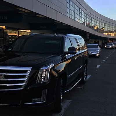 SAN FRANCISCO AIRPORT LIMO & SFO BLACK CAR SERVICE
If you are looking for a limo company? SFO Limousine Airport is a full-time Limo and car service company loca