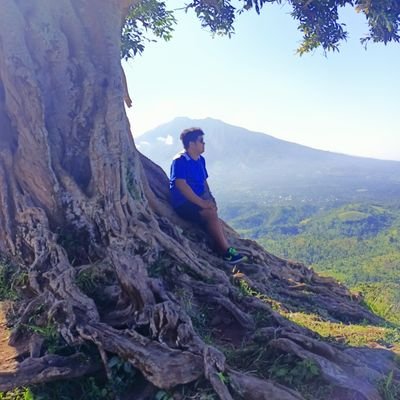 DANCHOCOBROWN's profile picture. Chocobrown