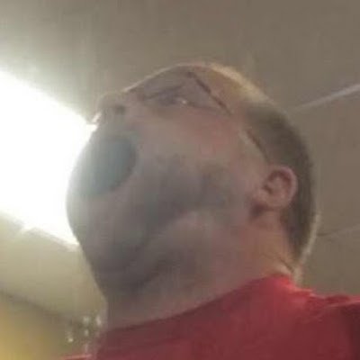 SeanSim02522212's profile picture. 