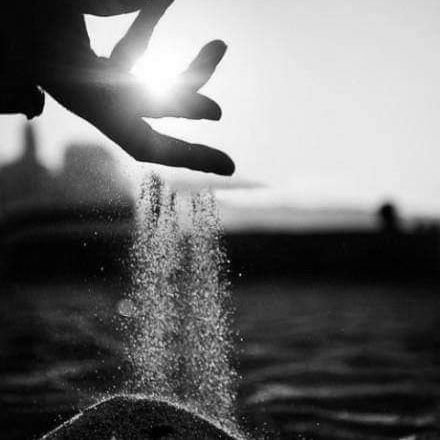 wintervibes10's profile picture. 