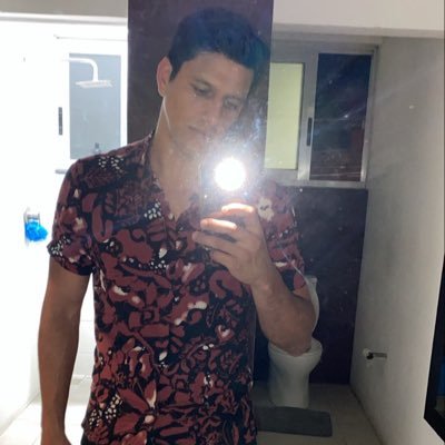 Siempre construyendo mi mejor versión Buena vibra ✌🏾