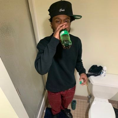 Nii$🌍 Ijah🌍 Love Life Cause We dont Live Long Remedy of a broken heart OUT NOW on all Platforms 💔💔