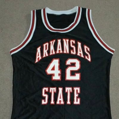 WolvesUp_3's profile picture. 