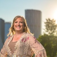 Kristen Edmunds | YYC Realtor®(@grizzly_realty) 's Twitter Profile Photo