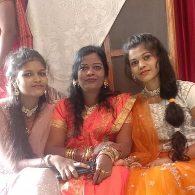 JsRibkha's profile picture. 