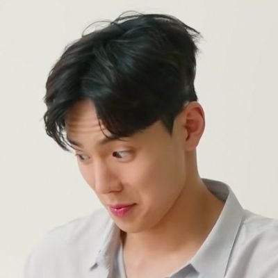 lovelessnu's profile picture. Monbebe ⋈ / Atiny 🧭 / Weene ✿*｡✧*.✧*｡*✿ You are golden 🌟 ✿｡✧*.✧*｡*✿ 
* 22 y/o * gender fluid call me whatever ya like (◍•ᴗ•◍)