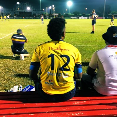 RavouvouNiLau's profile picture. You coming or you going ?
