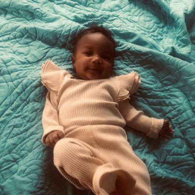 If ain’t bout no money ain’t tryin to talk🤞🏽‼️#Libra #CNALIFE #AetnaBaby 📸Imtooo__lovely 👻Airforce_2015 ♎️10/15🎀🤰🏽11/03 Ja’Myah Kiara-SaRae’ 💕