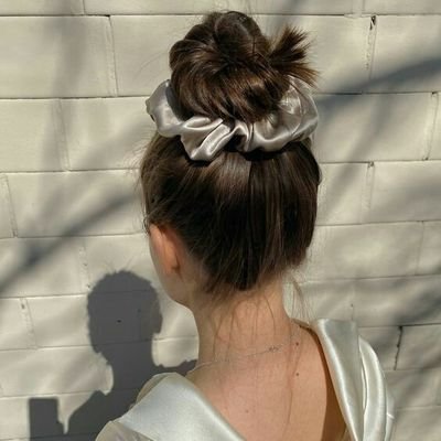 Adzz_16's profile picture. 