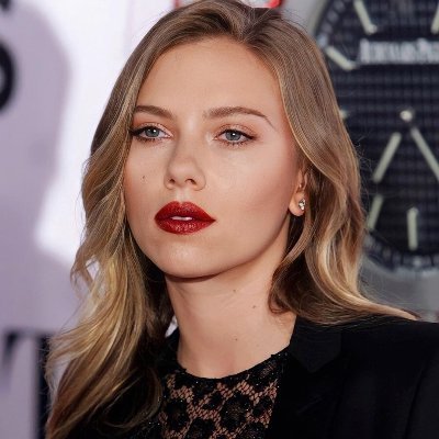 We Provide Celebrity Video, Photos , Image.