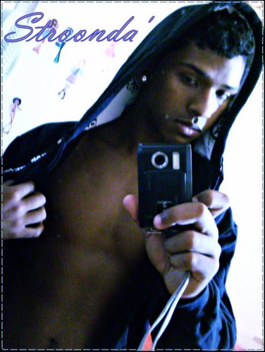 @ Ð. ραℓнαяєѕ, ~ 'Mala Consequência do Ýstilo (yn' | longe de toda negatividade ♪' |

http://t.co/e6LiD13xPA
