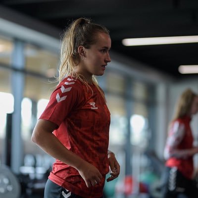 footballer at Bristol City women