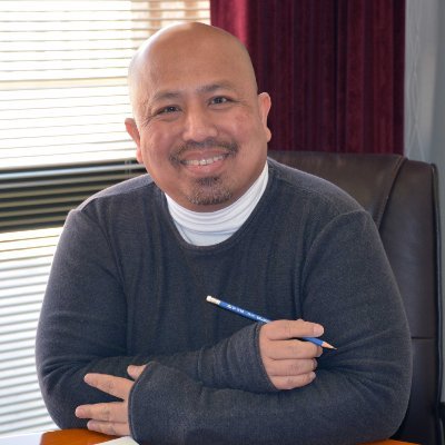 tonskiechub's profile picture. I like bulky old men