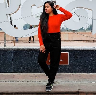 Priyankayadavv1's profile picture. Digital Marketer | Lifestyle Vlogger | Human Being ( most impt )