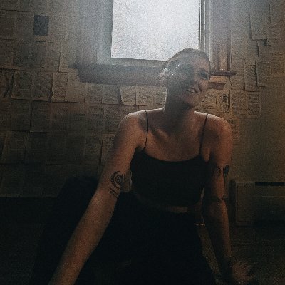 FaderKristen's profile picture. Art Conservation @Queensu
Specialization in paper, interested in papyrus, early photographs, sustainability in conservation, and works of art on paper.