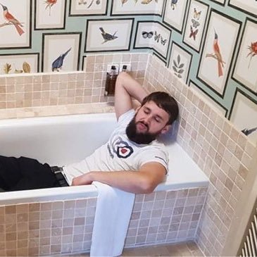 Goldylookinhare's profile picture. 