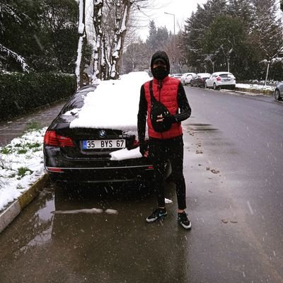 zaki_podolski's profile picture. ▄︻╦芫≡══-------➖👣