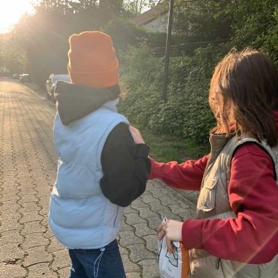 scarlettbeniko's profile picture. 