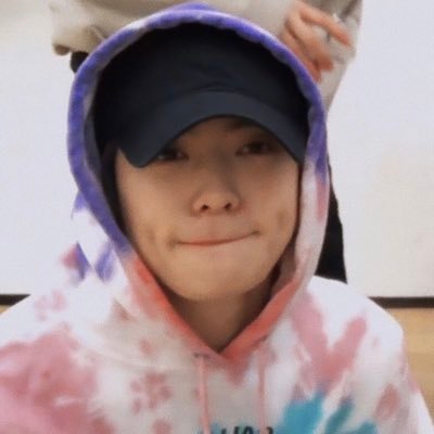 justme_np's profile picture. 