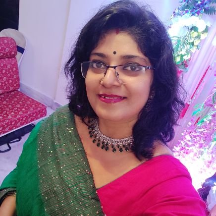 I am a strong and independent woman who loves to live her life in her own condition. A mother of a cute princess. I don't believe in forgive and forget.