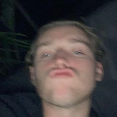 NotBahdGoodSizs's profile picture. Wannabe apex predator
