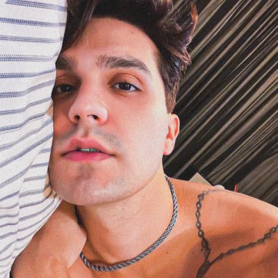 ateofimluan__'s profile picture. que o meu pra sempre seja com você. 🙏🏻❤️