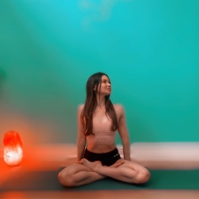 🍒 London-based Registered Associate Nutritionist (UKVRN) 🦚 Ashtanga & Yin teacher 🥁 Amateur Drummer 🍩 Vegan doughnut connoisseur 🌱✌🏼IG: @stemandpoise
